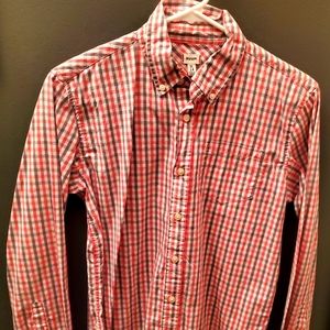 Boys RUUM button down shirt size 14. Colors gray, red and white plaid.